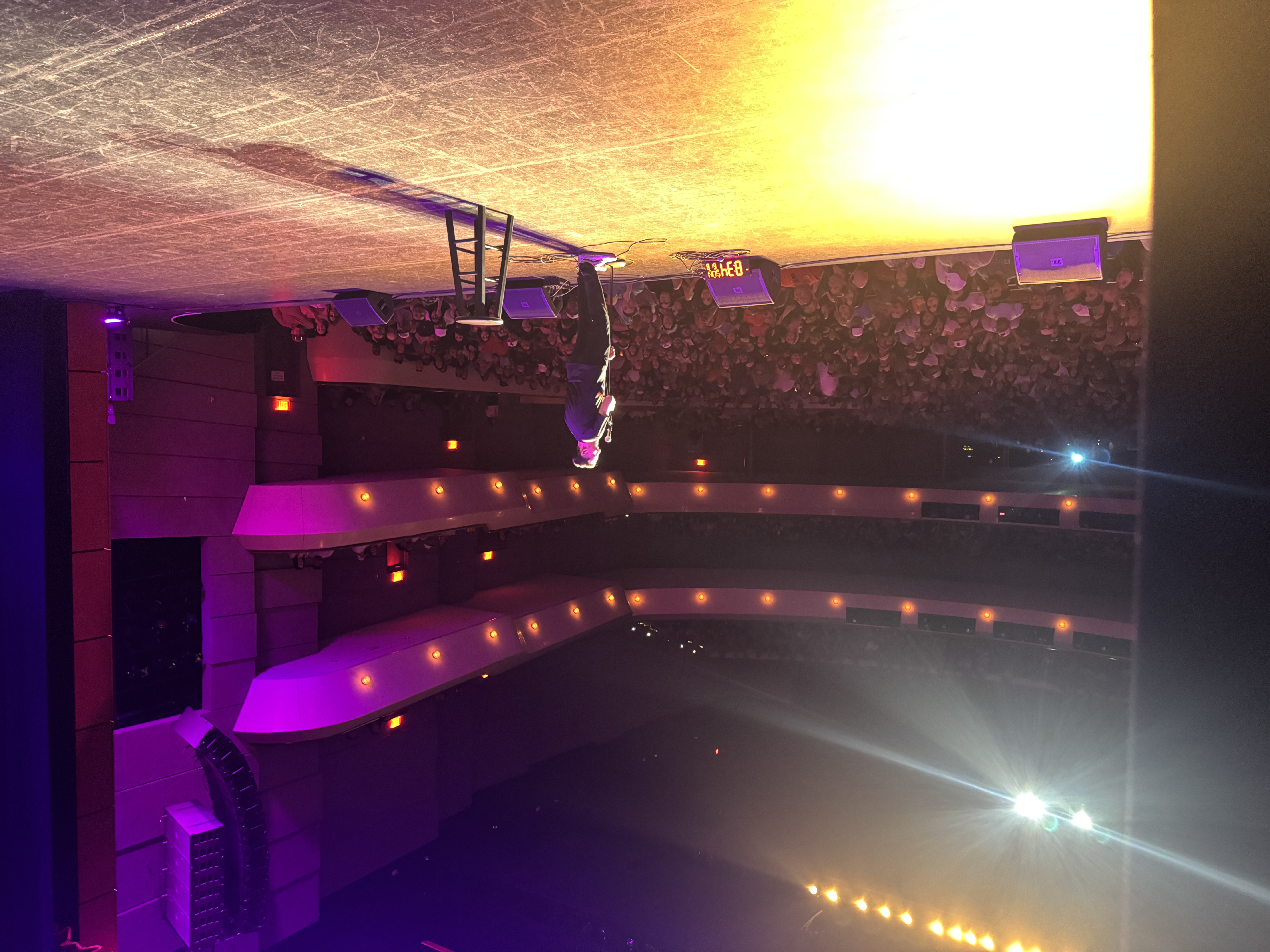 Jeramey Stretch performing